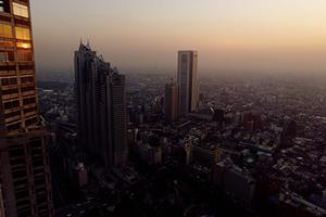 内窓の効果とメリットを徹底解説！家の快適性と節約につながる取り付け方法とは？