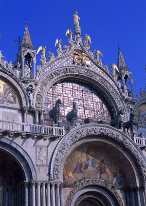 玄関タイルのお掃除の仕方を紹介します